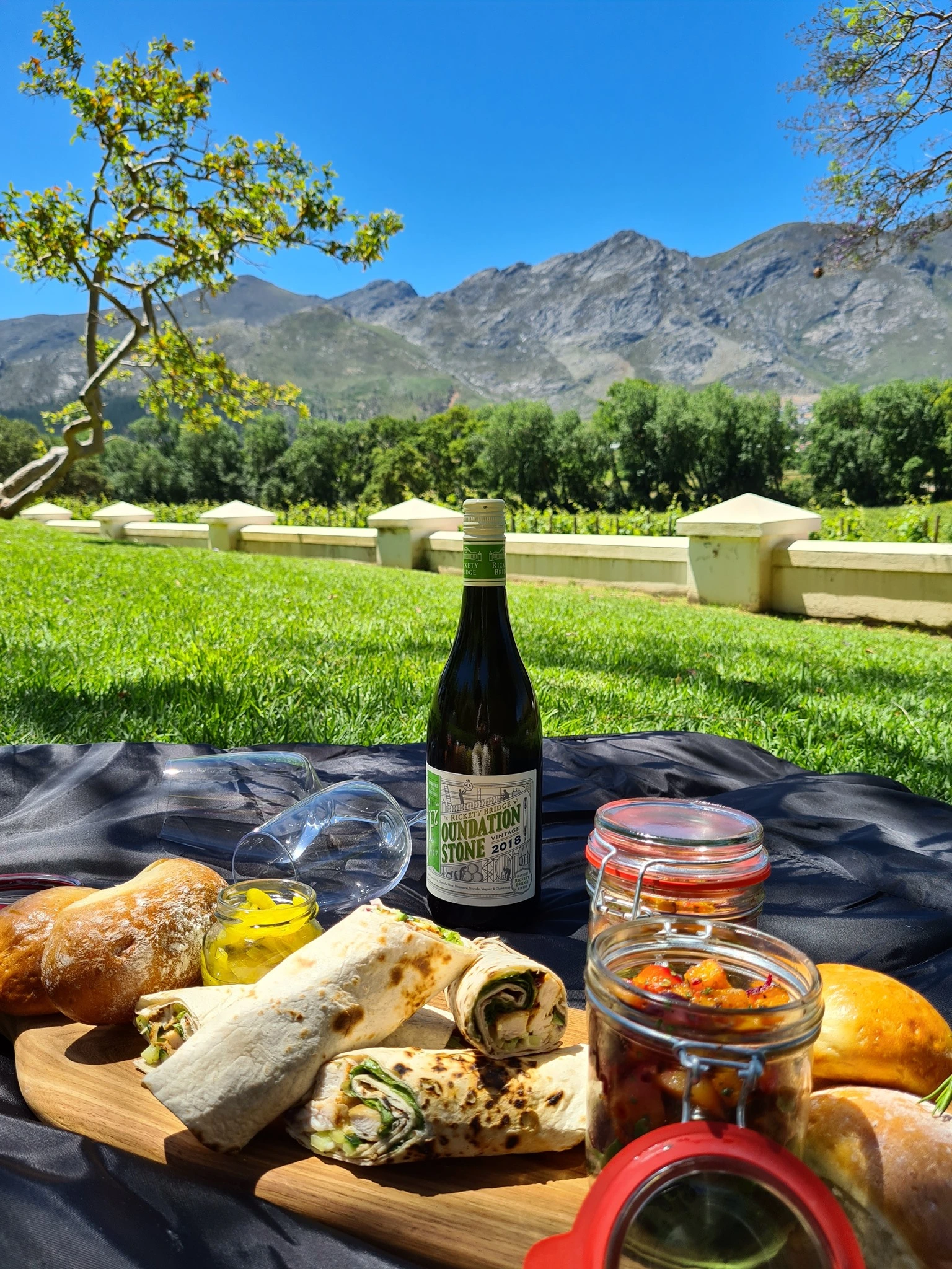 Stellenbosch & Franschhoek Winelands Tour